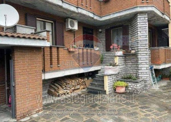 casa indipendente in vendita a Cerano
