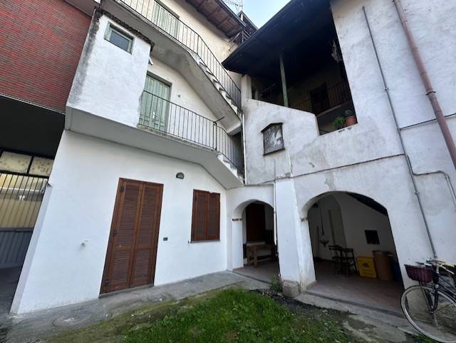 casa indipendente in vendita a Cerano