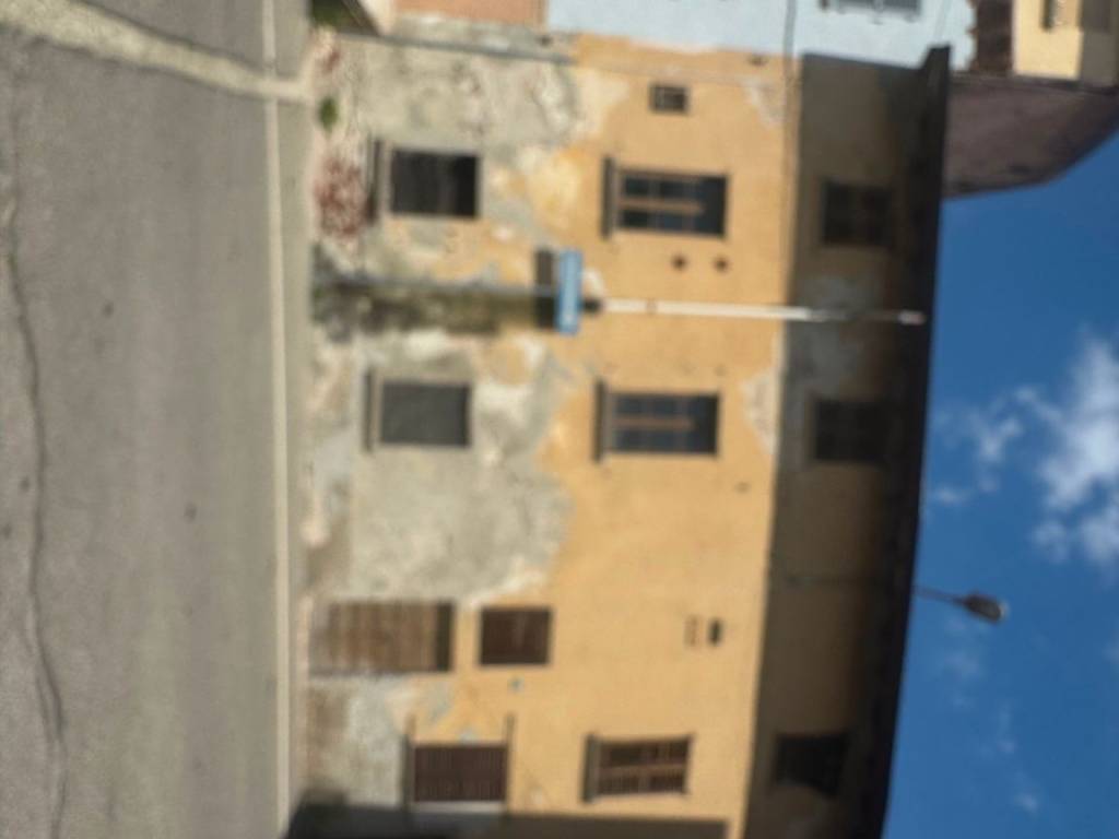casa indipendente in vendita a Cerano
