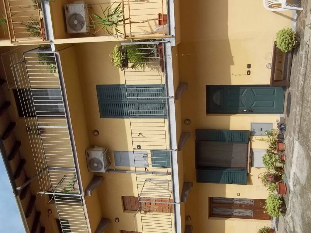 casa indipendente in vendita a Cerano