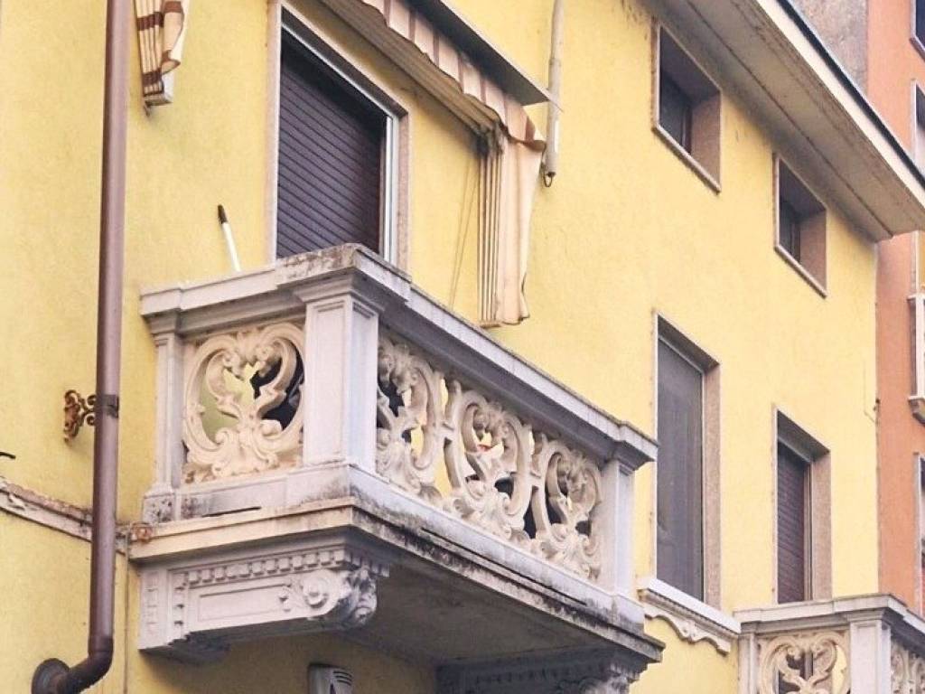 casa indipendente in vendita a Cerano
