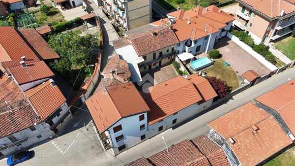 casa indipendente in vendita a Cerano