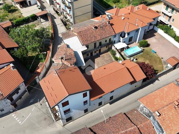 casa indipendente in vendita a Cerano