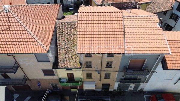 casa indipendente in vendita a Cerano