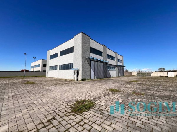 ufficio in vendita a Cerano