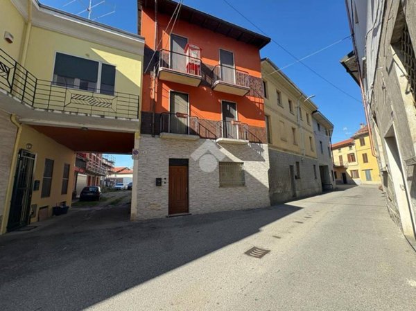 casa indipendente in vendita a Cerano