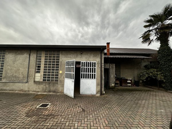 casa semindipendente in vendita a Cerano