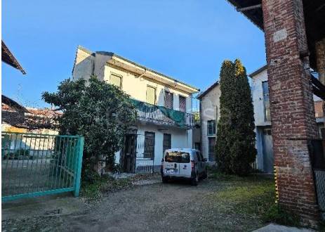 casa indipendente in vendita a Cerano