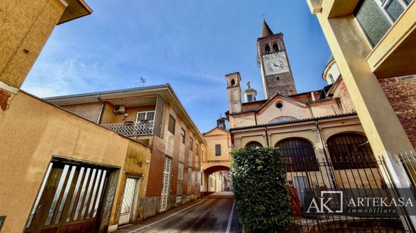 casa indipendente in vendita a Cerano