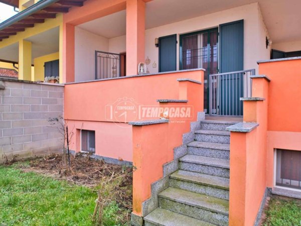 casa indipendente in vendita a Cerano