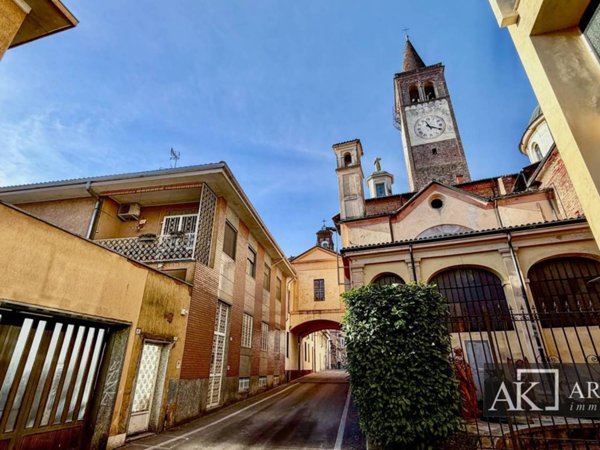 casa indipendente in vendita a Cerano