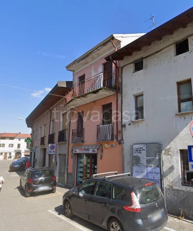 casa indipendente in vendita a Cerano