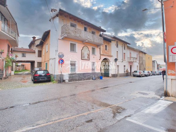 casa indipendente in vendita a Cerano