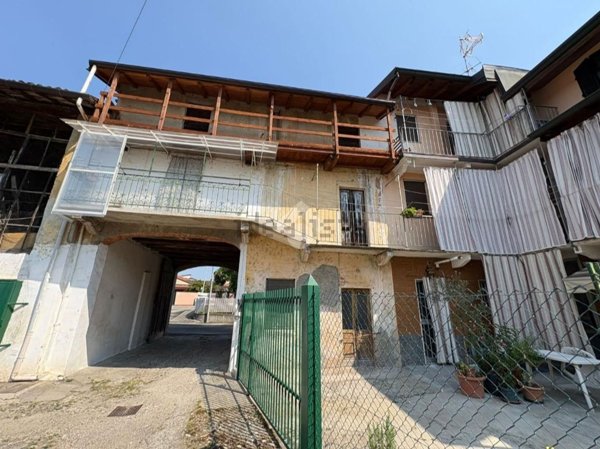 appartamento in vendita a Cerano
