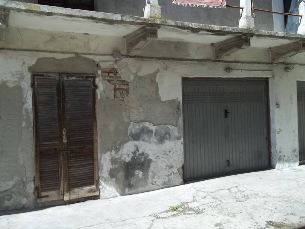 casa indipendente in vendita a Cerano