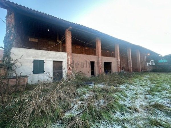 quadrivano in vendita a Cerano