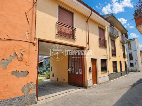 casa indipendente in vendita a Cerano