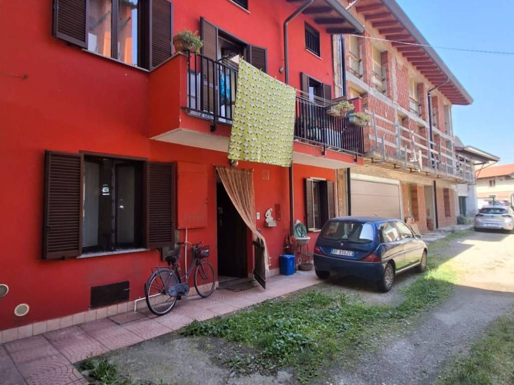 casa indipendente in vendita a Cerano