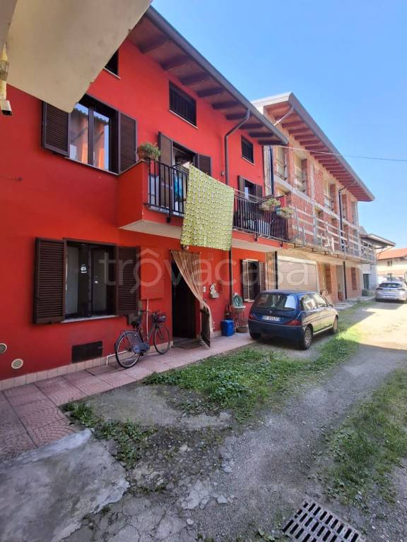 casa indipendente in vendita a Cerano