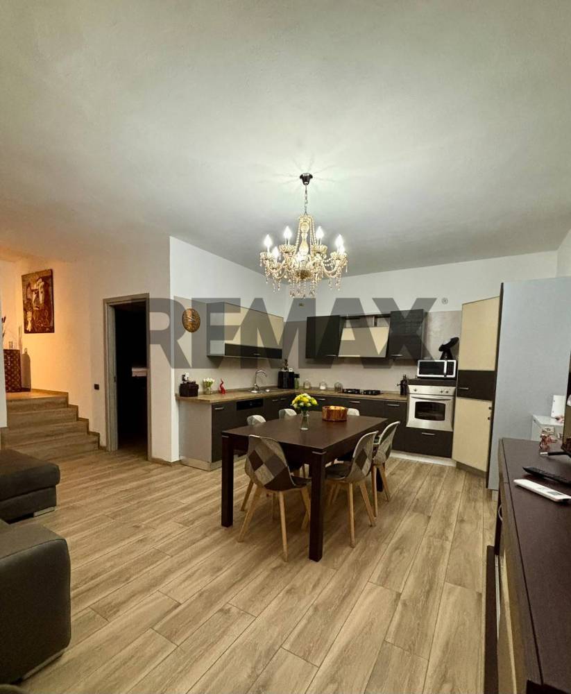 casa indipendente in vendita a Cerano