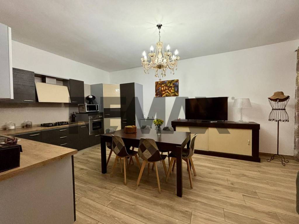 casa indipendente in vendita a Cerano
