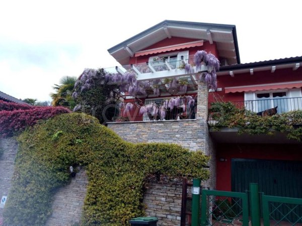 casa indipendente in vendita a Colazza