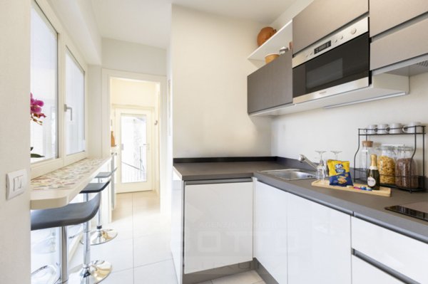 casa indipendente in vendita a Colazza