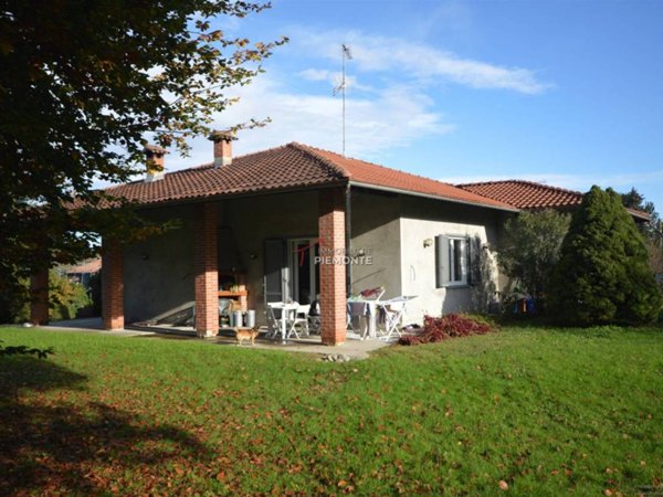 casa indipendente in vendita a Comignago