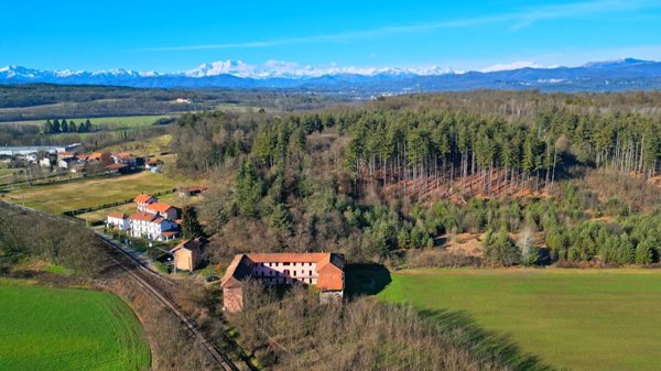 casale in vendita a Comignago
