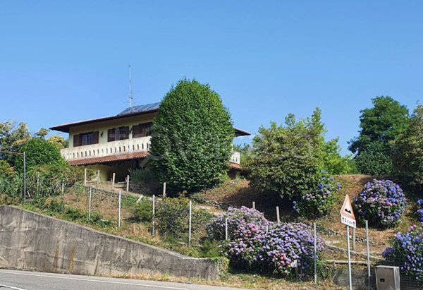 negozio in vendita a Comignago