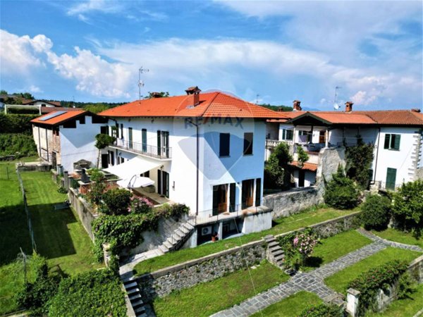 casa indipendente in vendita a Comignago