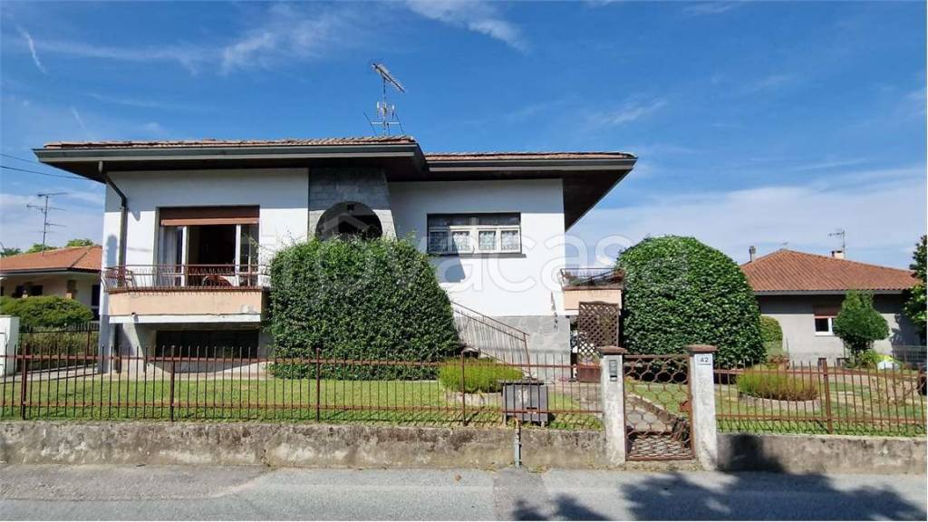 casa indipendente in vendita a Comignago
