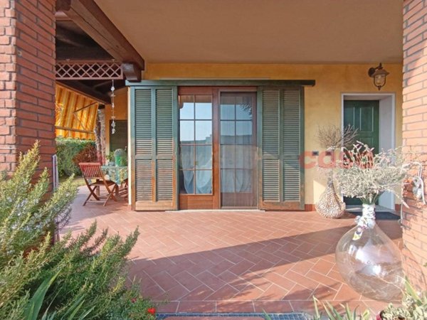 casa indipendente in vendita a Comignago