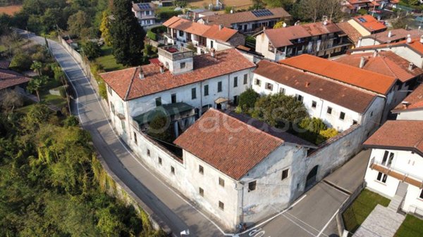 casa indipendente in vendita a Comignago