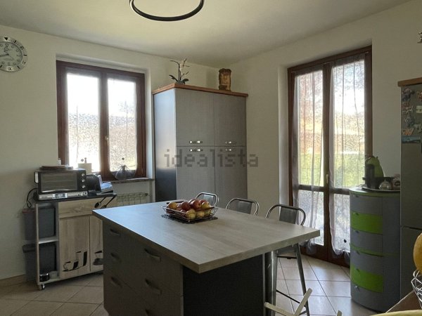 casa indipendente in vendita a Comignago