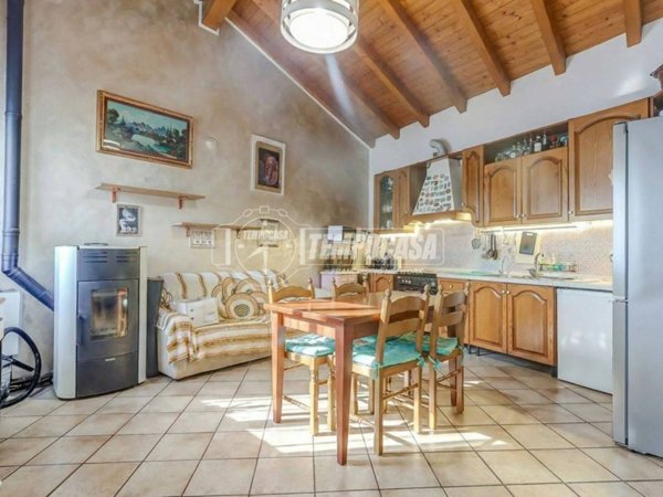 appartamento in vendita a Comignago