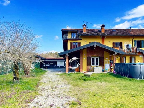 casa indipendente in vendita a Comignago