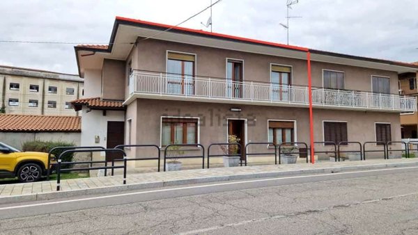 casa indipendente in vendita a Cressa