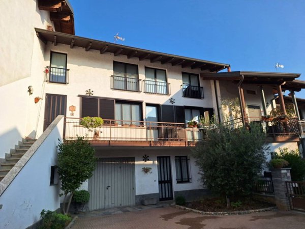 casa indipendente in vendita a Cressa