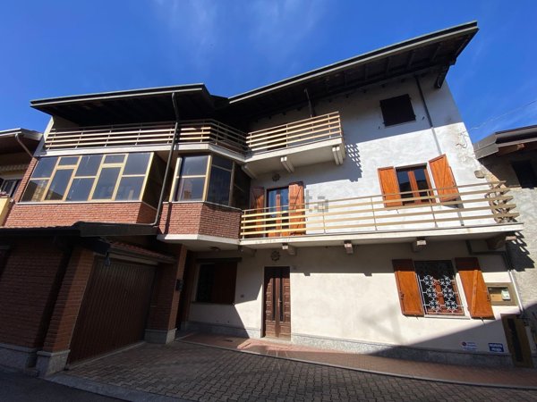 casa indipendente in vendita a Cressa