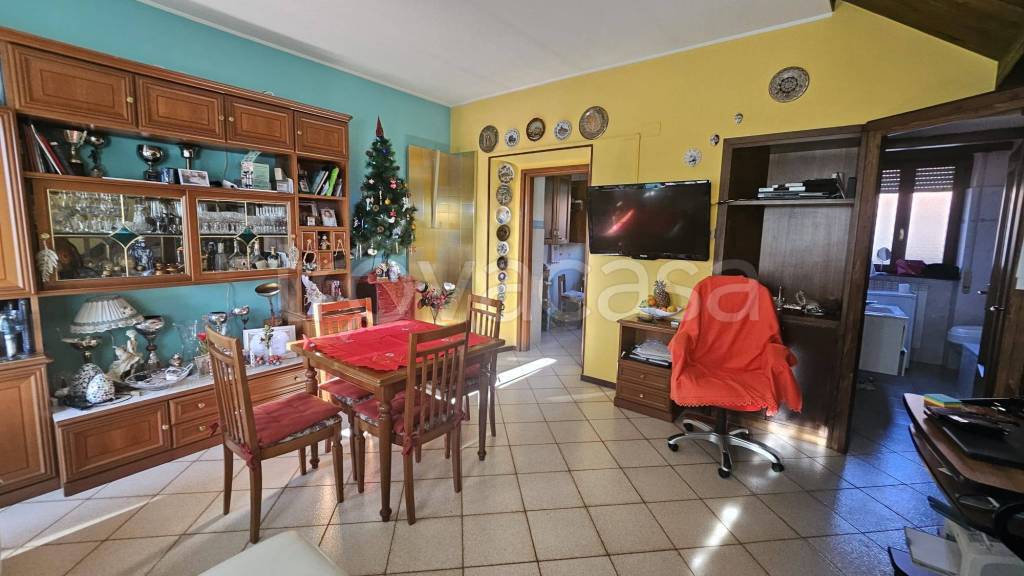 appartamento in vendita a Cureggio