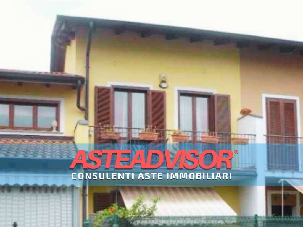 casa indipendente in vendita a Cureggio