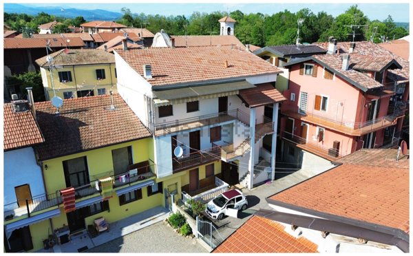 appartamento in vendita a Cureggio