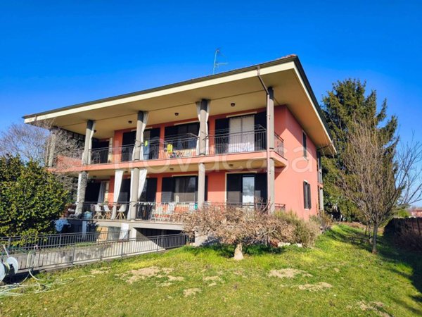 appartamento in vendita a Cureggio