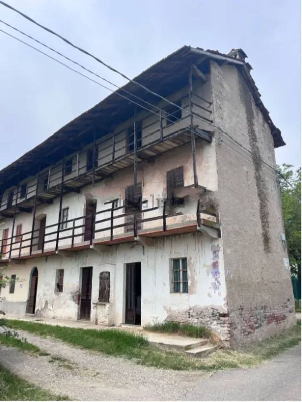 appartamento in vendita a Cureggio in zona Marzalesco