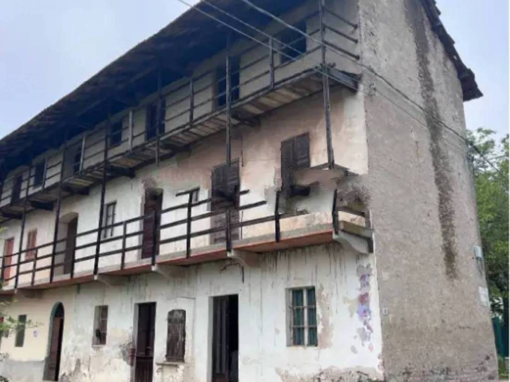 appartamento in vendita a Cureggio in zona Marzalesco