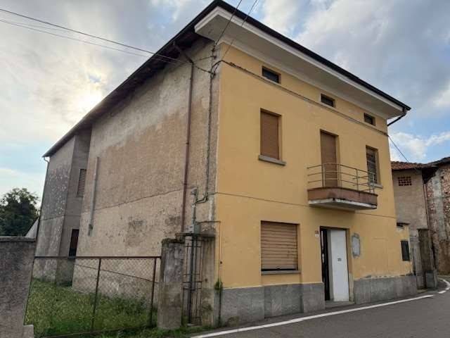 casa indipendente in vendita a Cureggio in zona Marzalesco