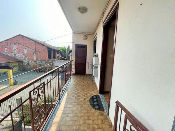 appartamento in vendita a Cureggio