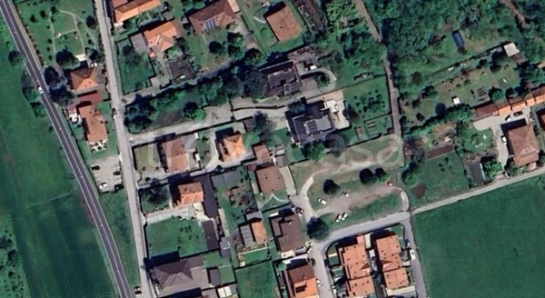 casa indipendente in vendita a Cureggio