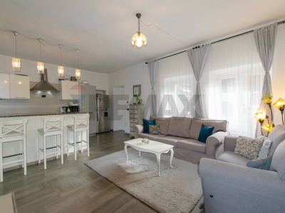 casa indipendente in vendita a Cureggio